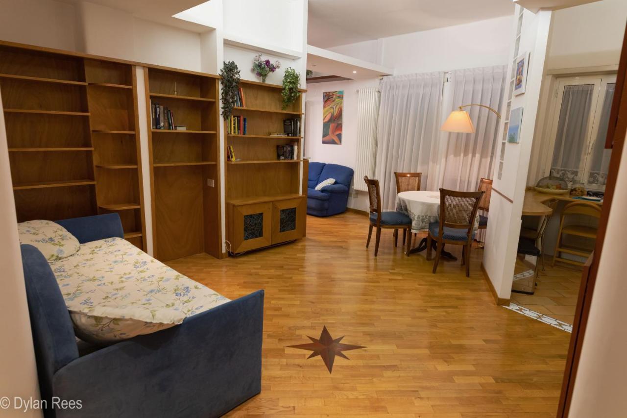 Bob's Fleming House Roma